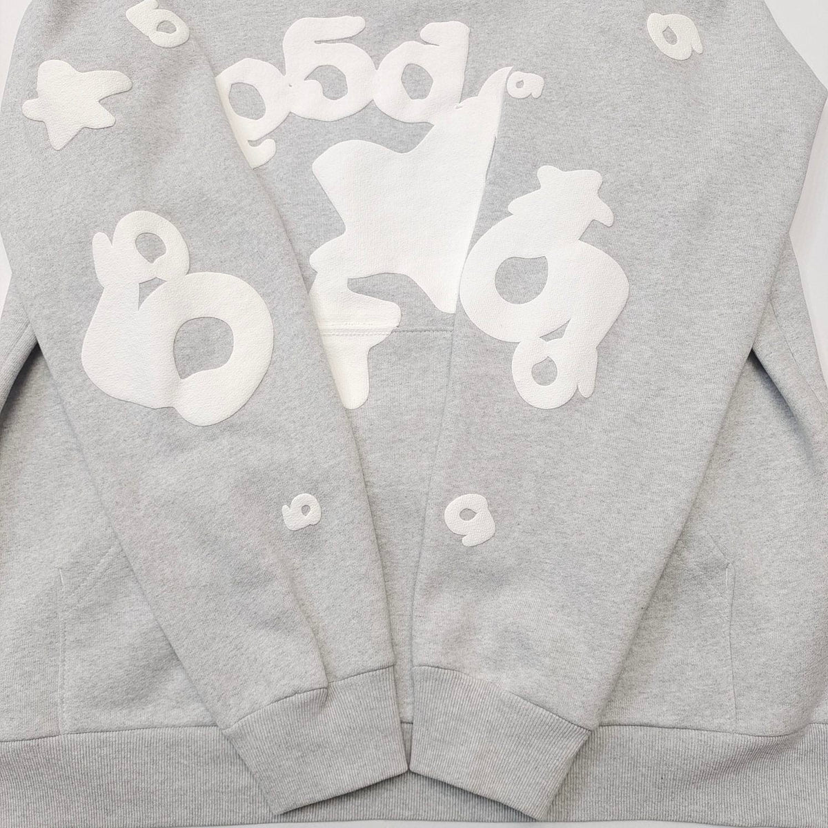 Sp5der worldwide gray beluga hoodie puff print logo