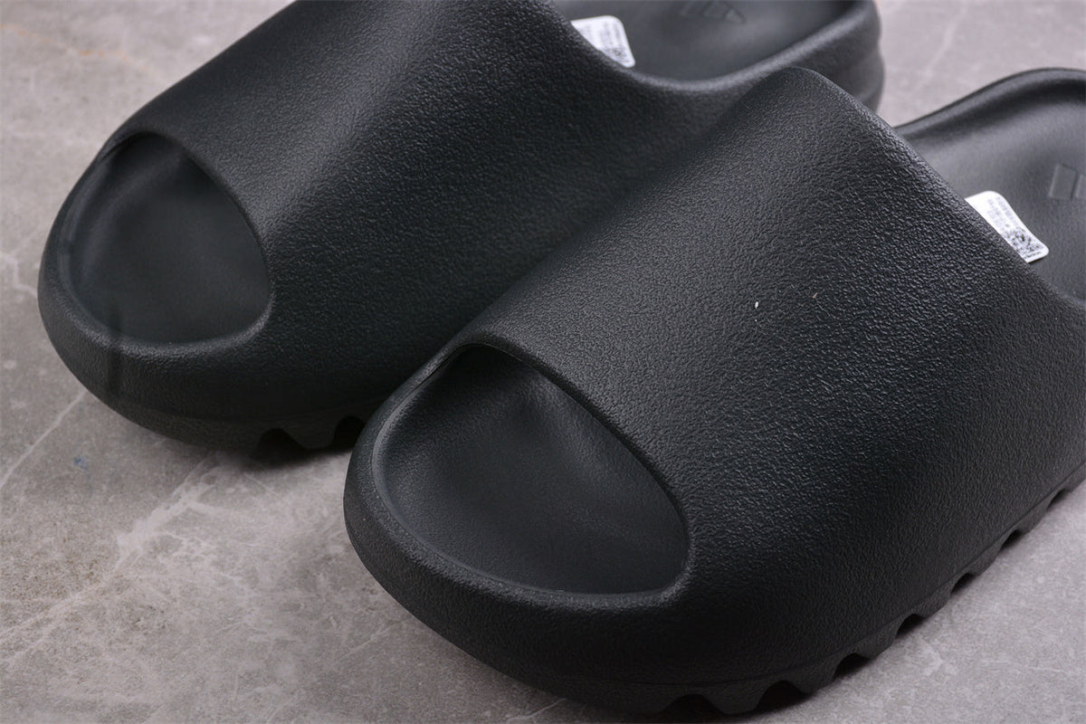 Yeezy slides black