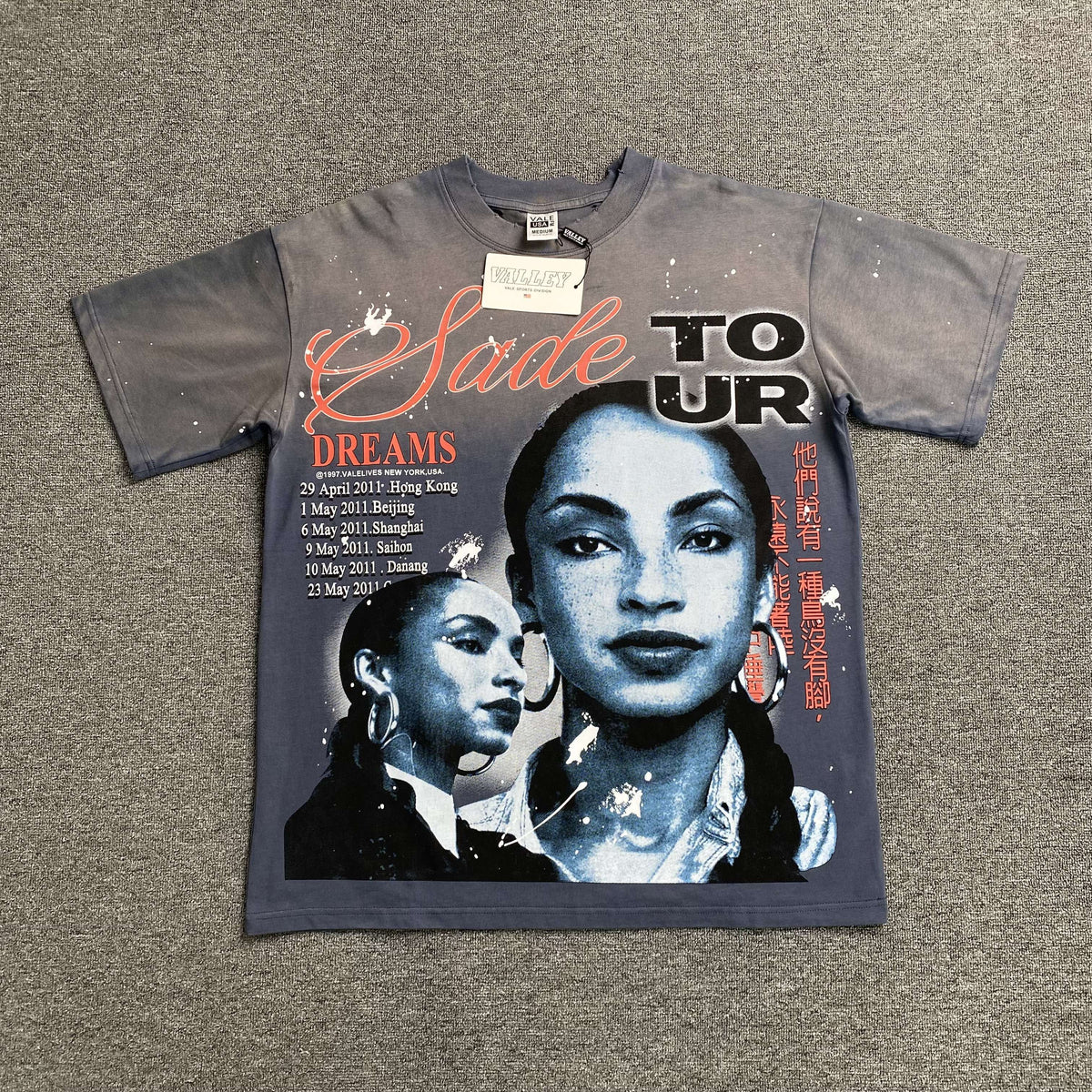 VALE FOREVER HK TOUR TEE GREY