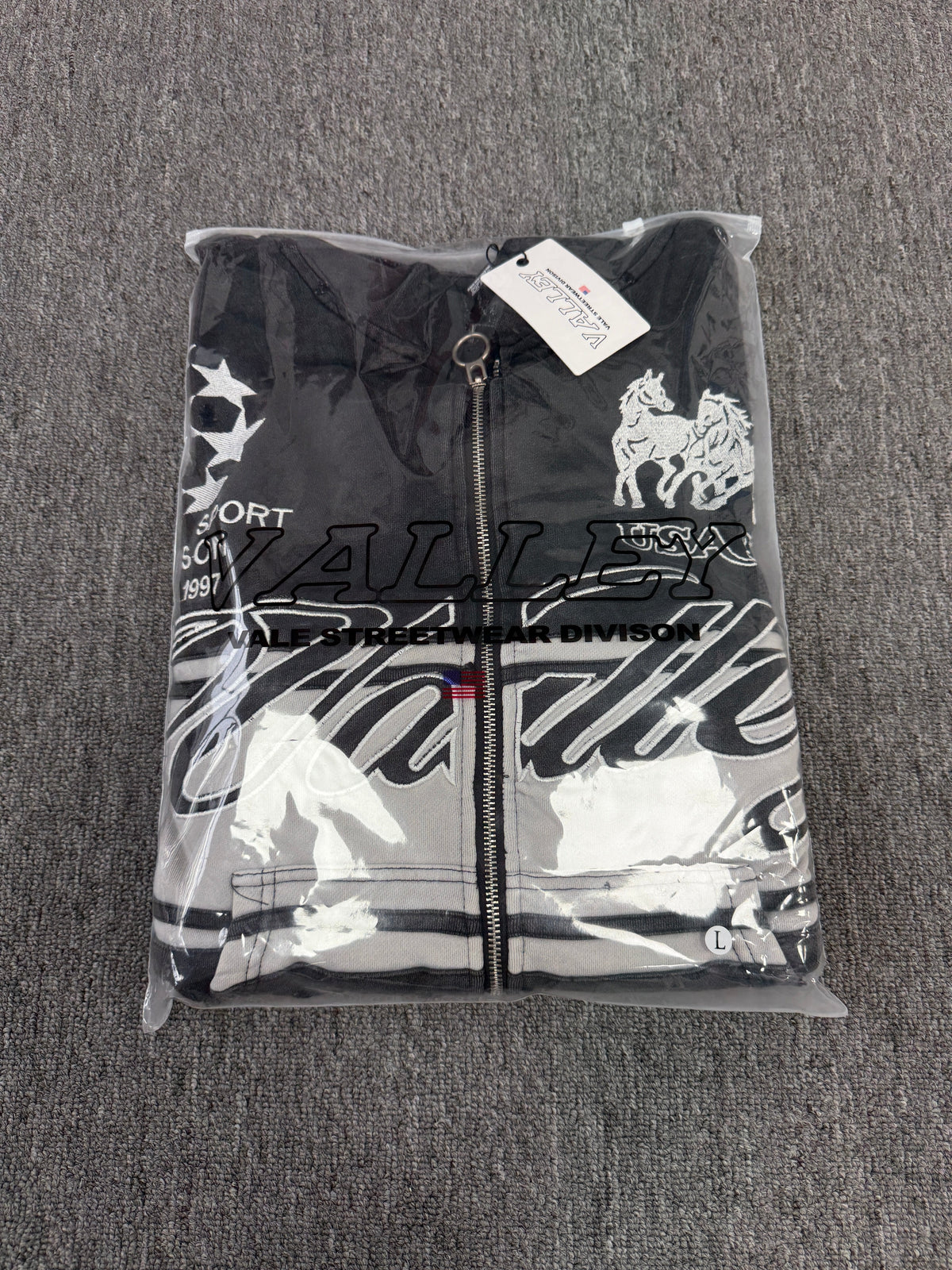 Vale Forever BLACK CURSIVE ZIP UP HOODIE